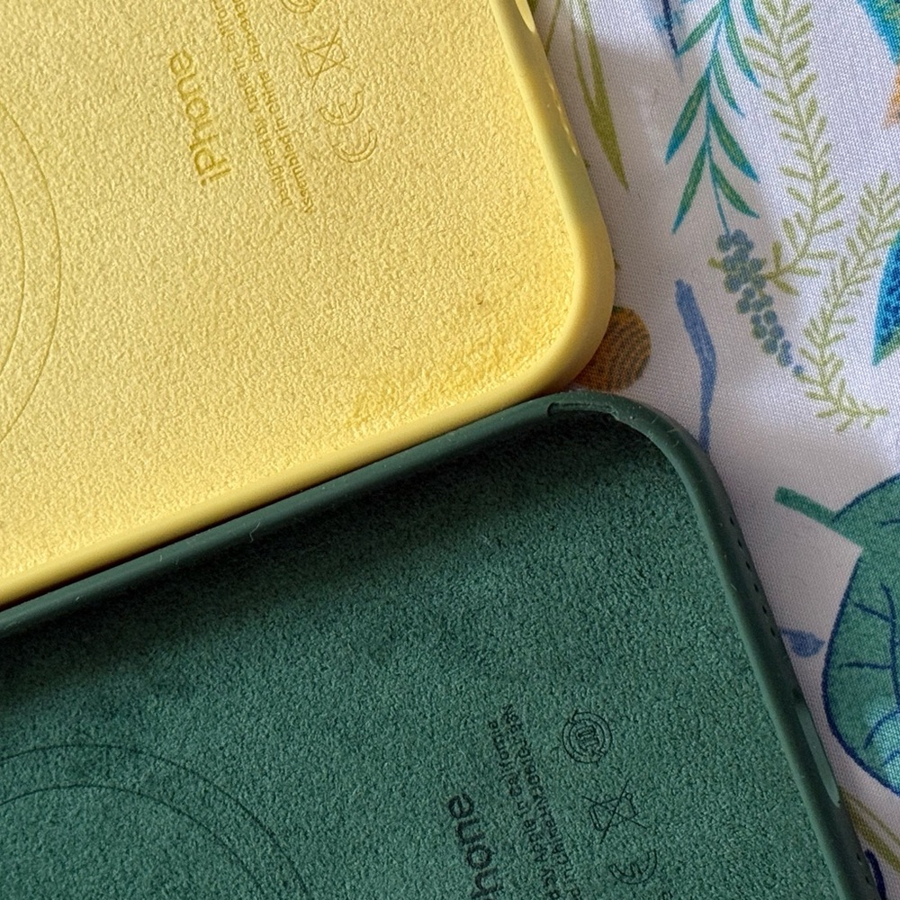 Colorful Phone Case Set - Picture 7 of 8